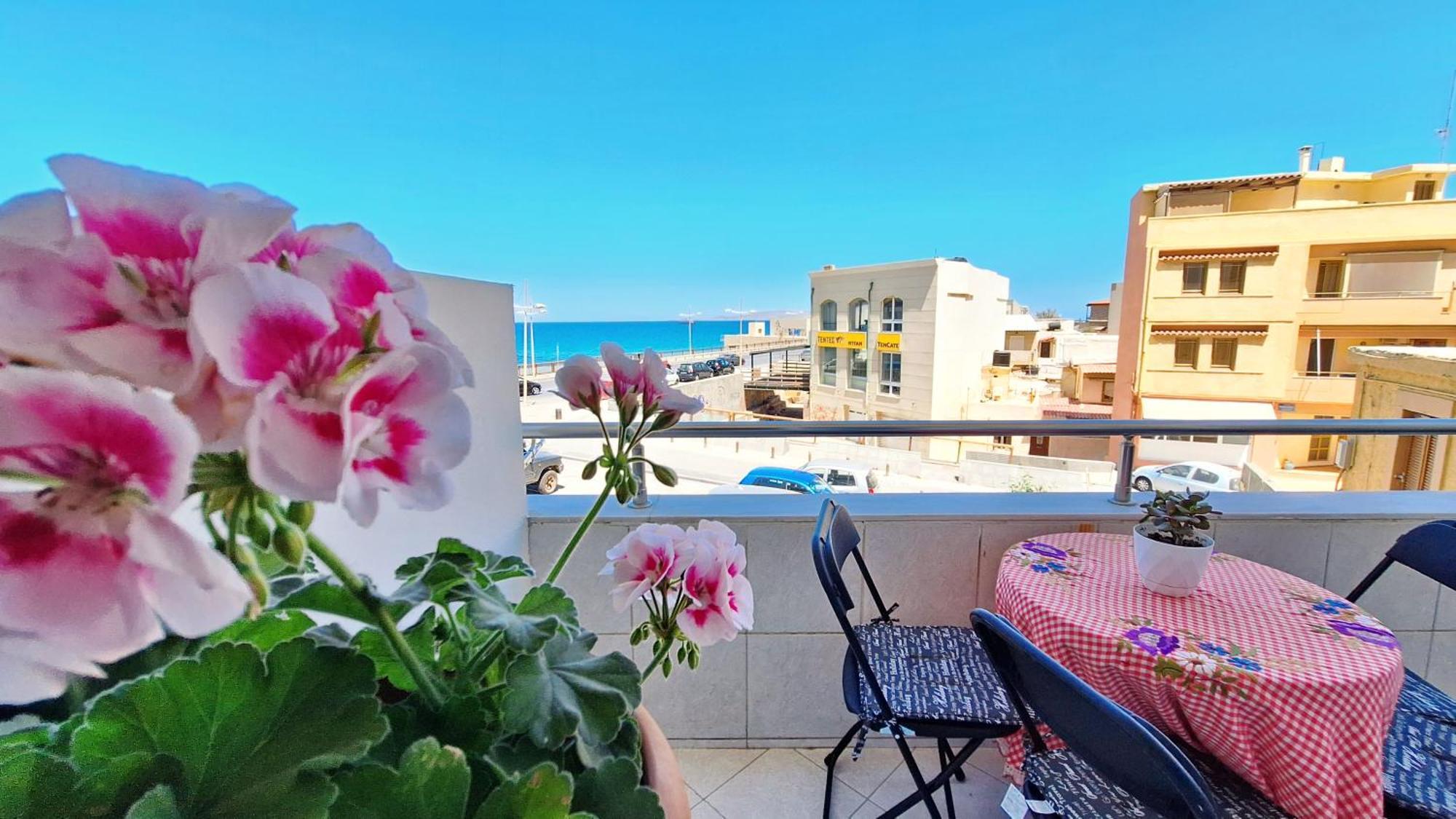 Maria'S Urban Seaview Apartments Heraklion  Room photo