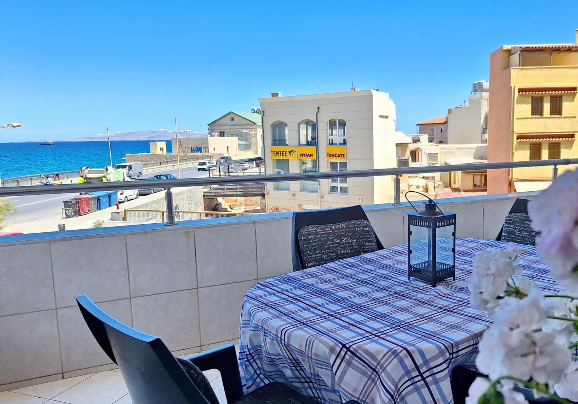 Maria'S Urban Seaview Apartments Heraklion  Exterior photo